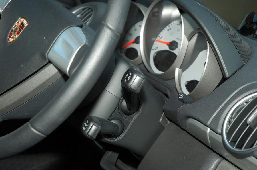  Porsche Cayman S 2008 года  (фото 19 из 54)